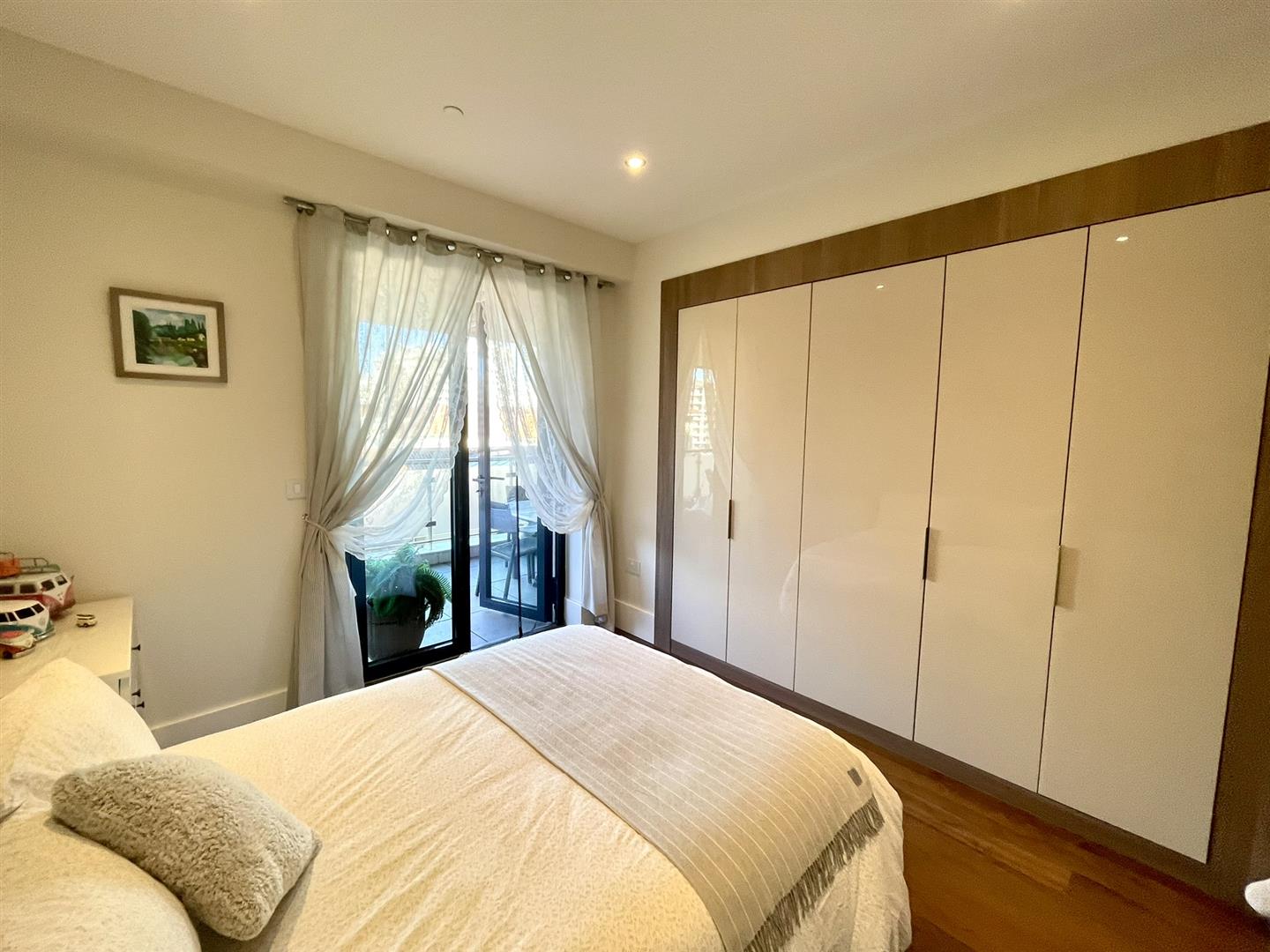 Image of Apartment - 2 Bedrooms - 2 Bathrooms for Sale in Midtown-Gibraltar, Image 9